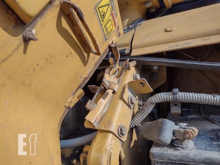 2008-caterpillar-d6n-xl-image-47