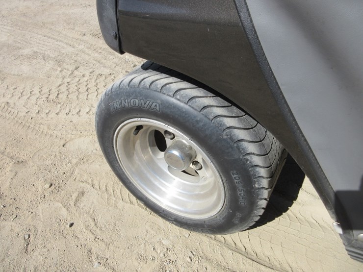 club-car-golf-cart,-image-11