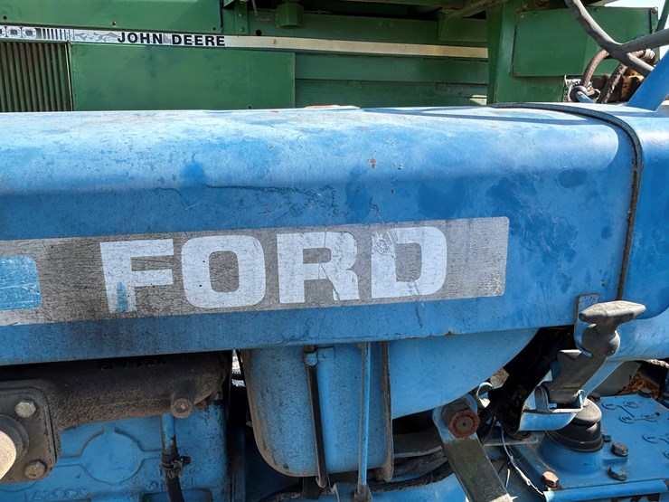 ford-1900-image-16
