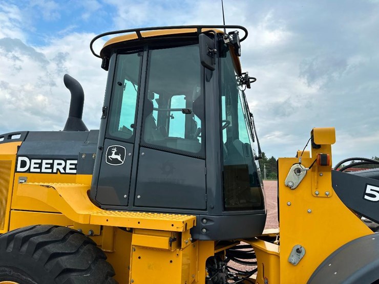 2018-deere-524kii-image-12