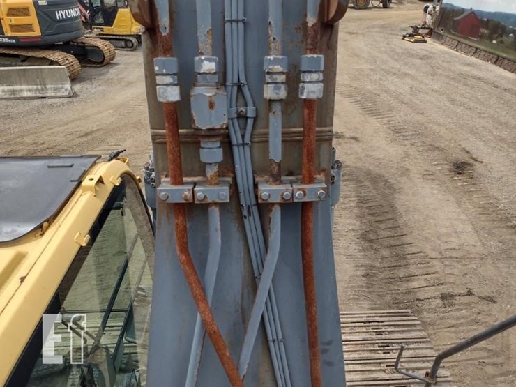 deere-210g-lc-image-48