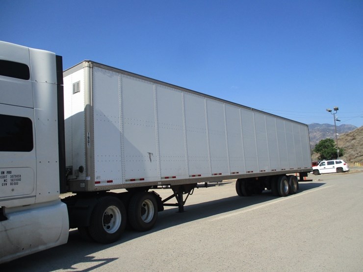 2015-great-dane-t/a-van-trailer,-image-1