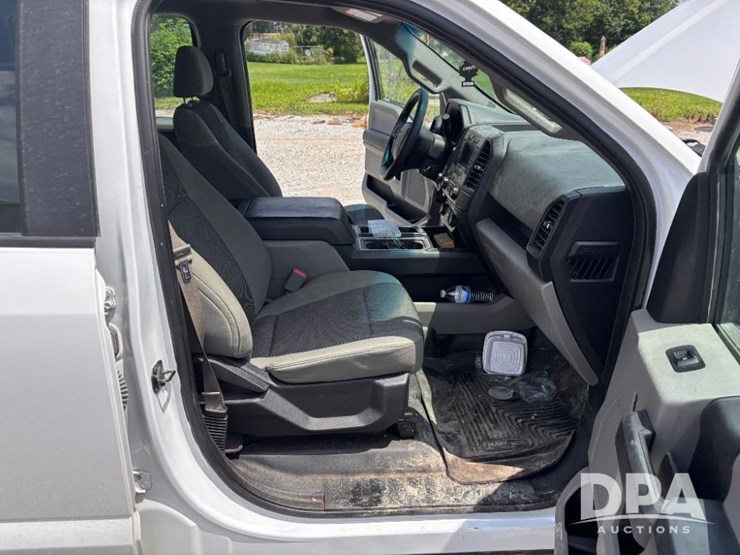 2016-ford-f150-xl-image-49