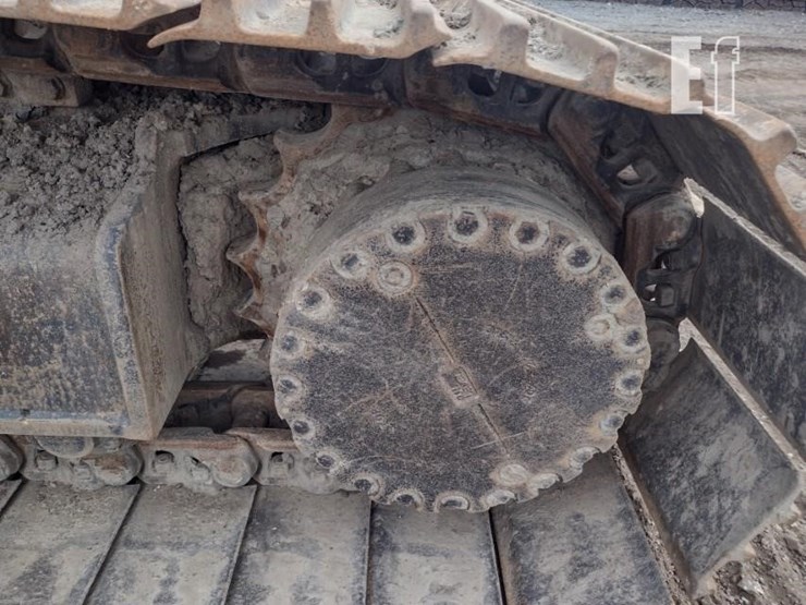 komatsu-pc308-image-23