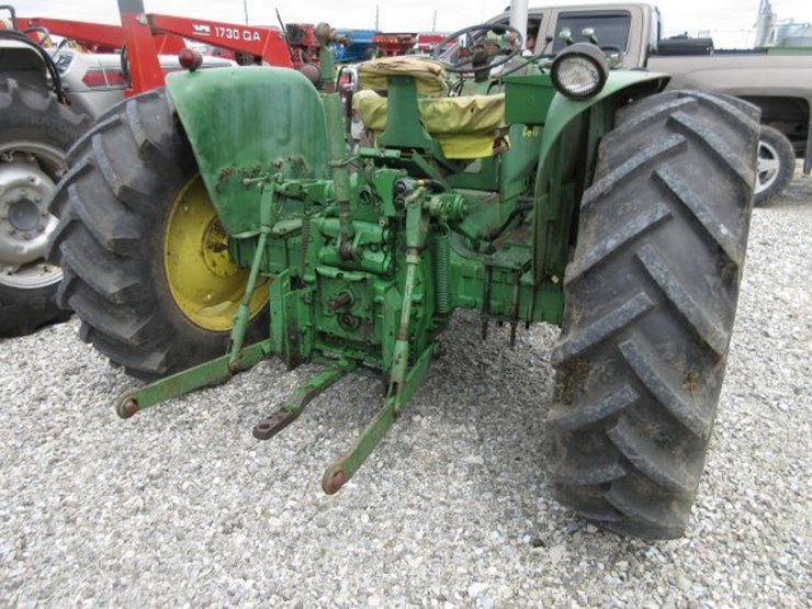 john-deere-2010-image-13