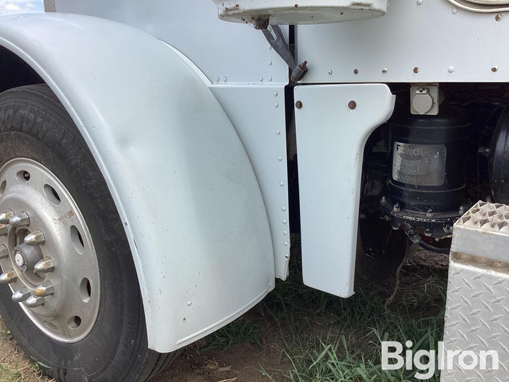 1989-peterbilt-379-image-13
