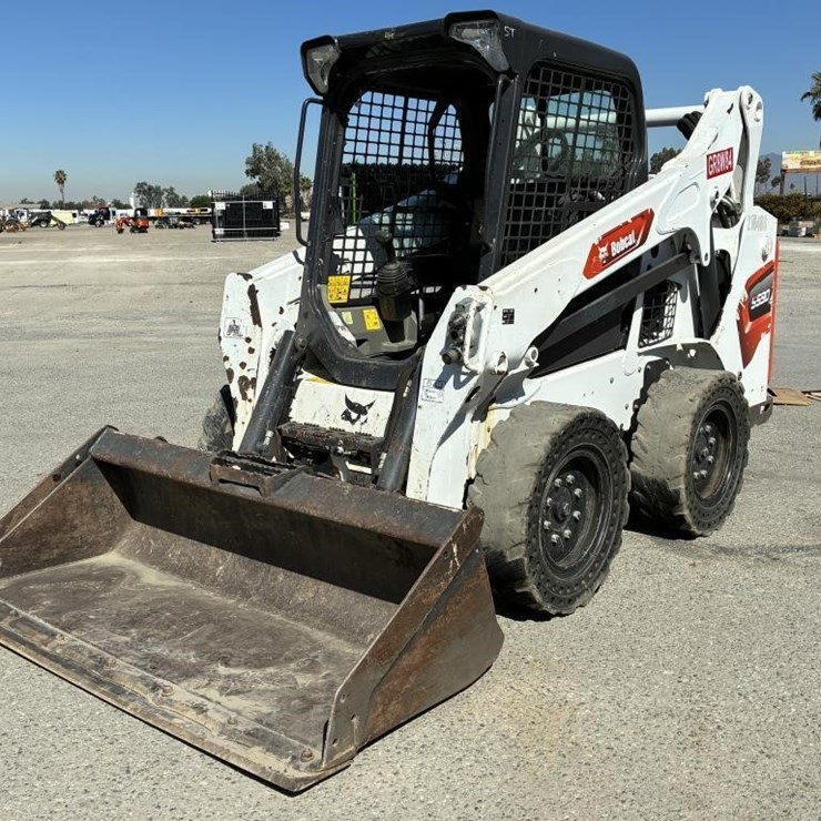 2021 BOBCAT S590