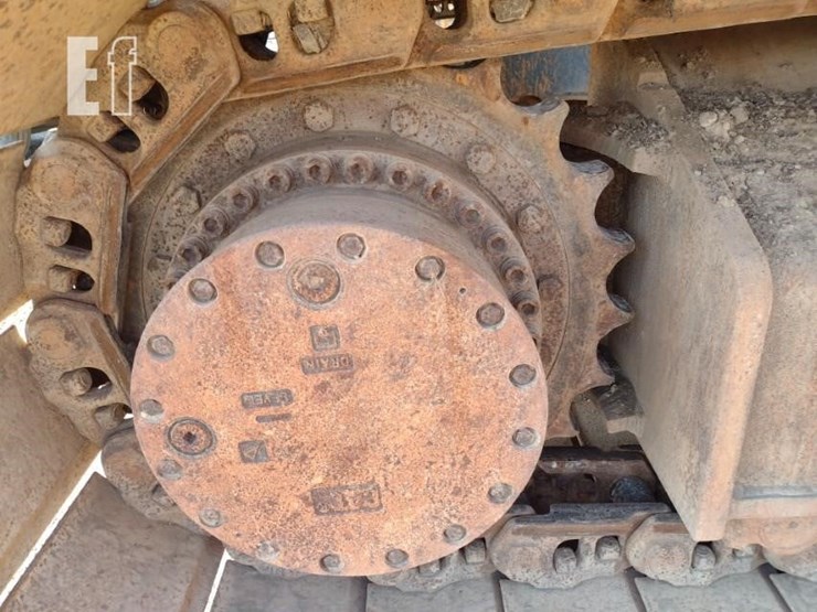 2011-caterpillar-336e-image-23