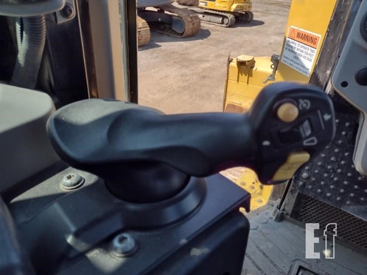 2018-caterpillar-d6t-lgp-image-10