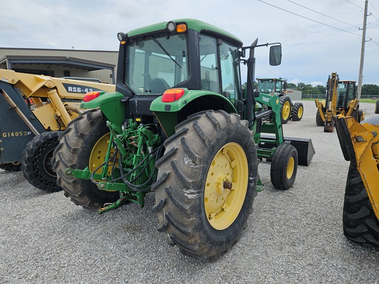2010-john-deere-7130-image-19