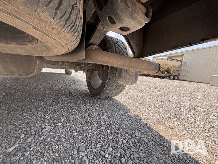 2016-ford-f150-xl-image-31