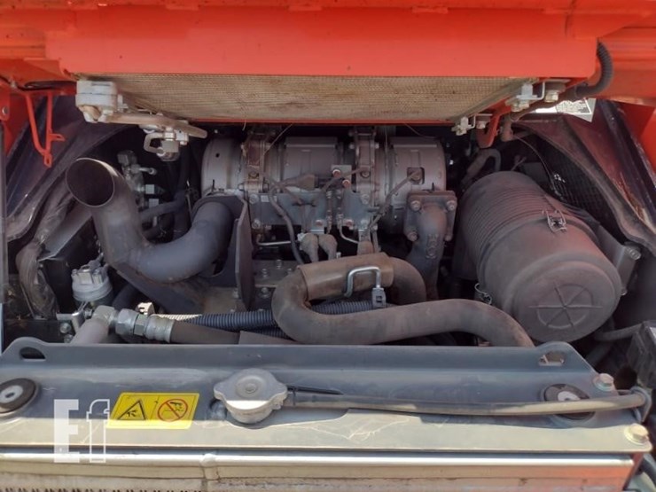 2023-kubota-svl75-2-image-35