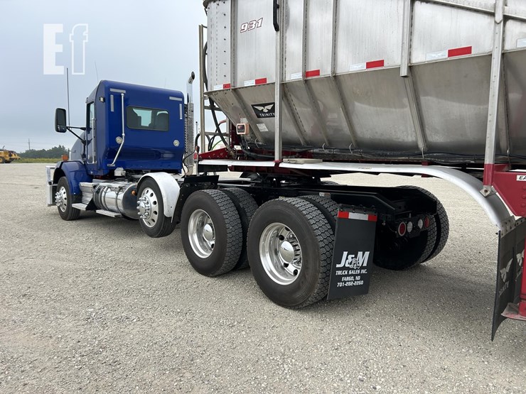 2019-kenworth-t800-image-6