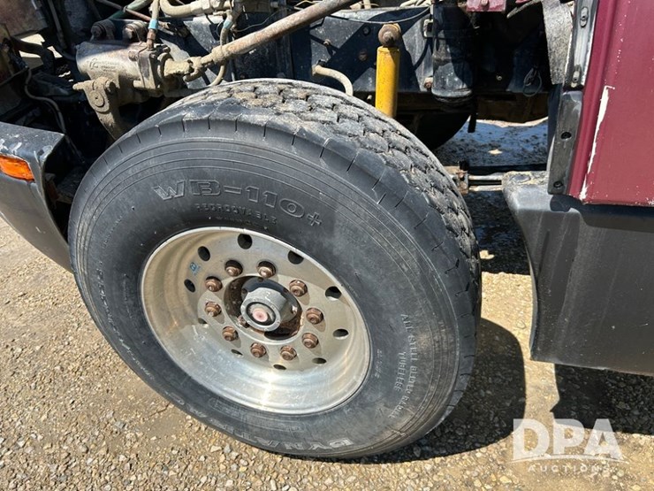 1995-kenworth-t600-image-14