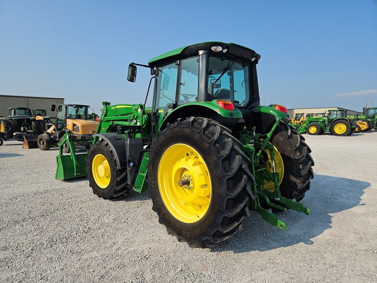 2022-john-deere-6145m-image-14