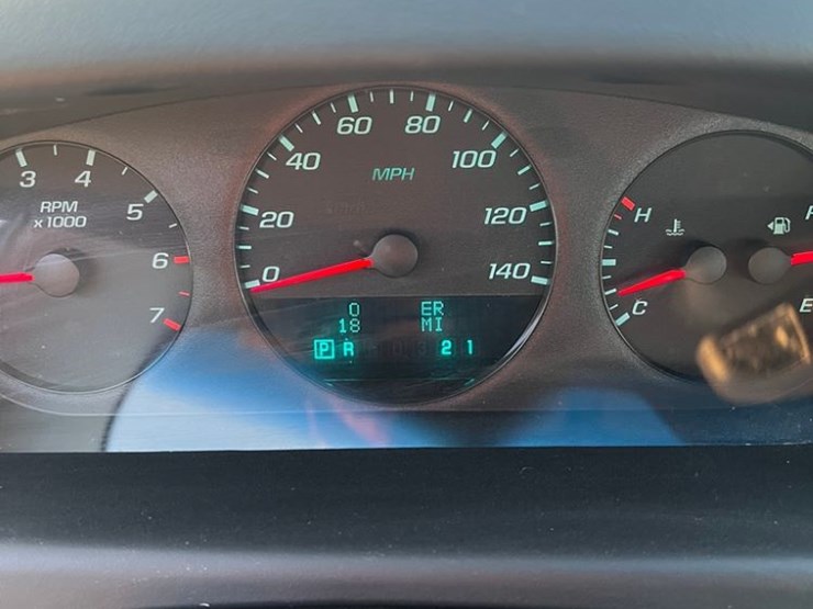 2011-chevrolet-impala-sedan-(np6086)-image-15