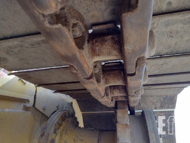 2010-caterpillar-d6n-lgp-image-29