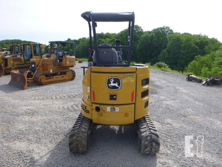 2022-deere-26g-image-4