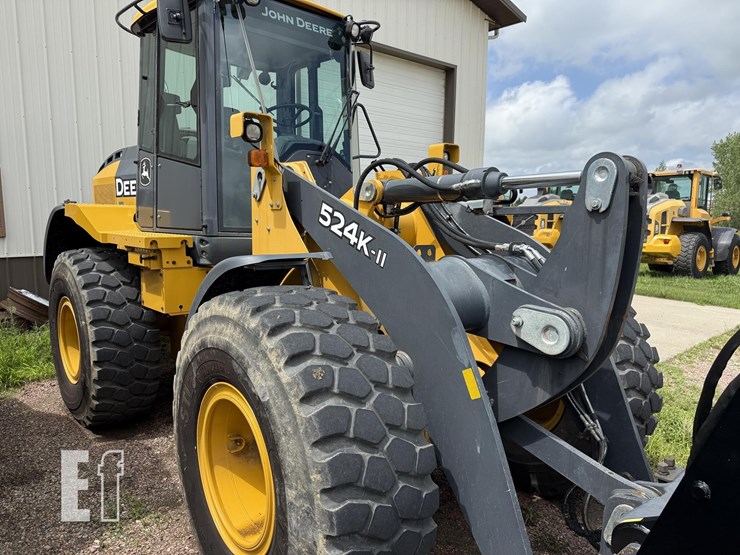 2019-deere-524kii-image-20