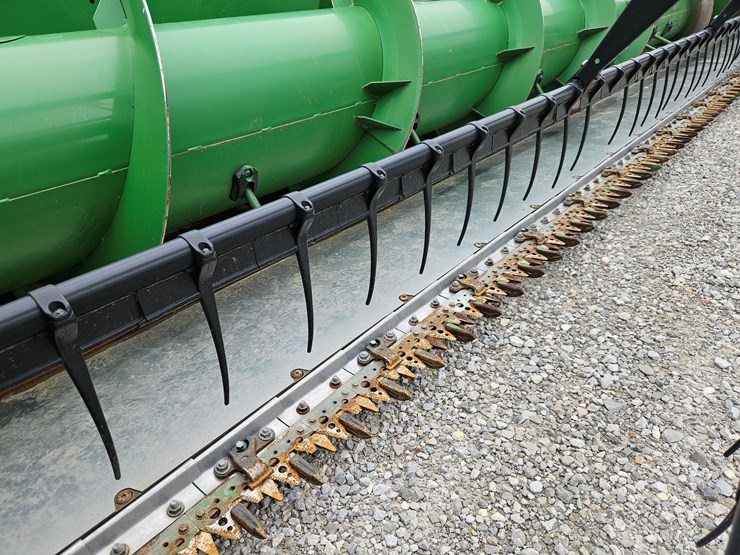 2012-john-deere-625f-image-12