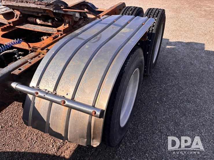 1999-mack-ch613-image-30