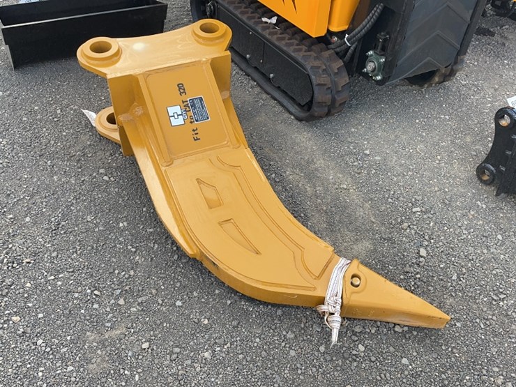 #2008-•-giyi-excavator-ripper-image-1