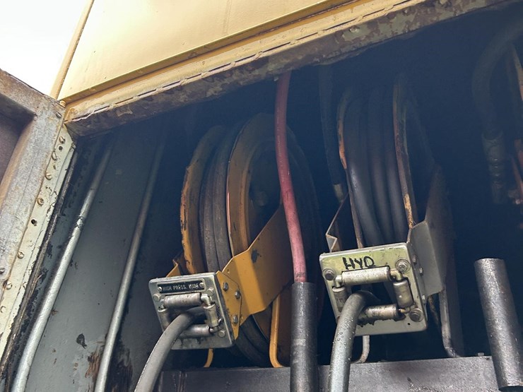 1977-kenworth-fuel-truck-1133-image-31