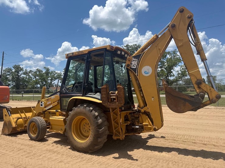 2003-caterpillar-420d-image-8