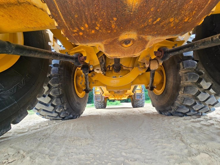 2018-deere-460e-image-54