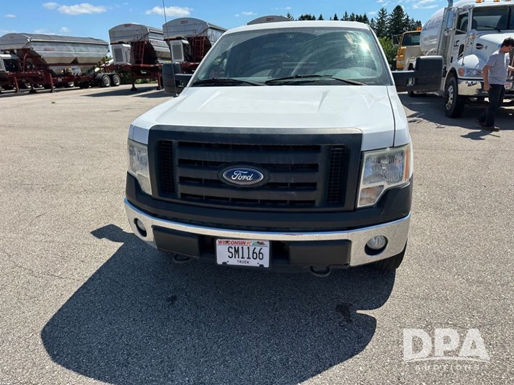 2011-ford-f150-xl-image-3
