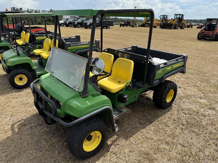 john-deere-gator-image-2