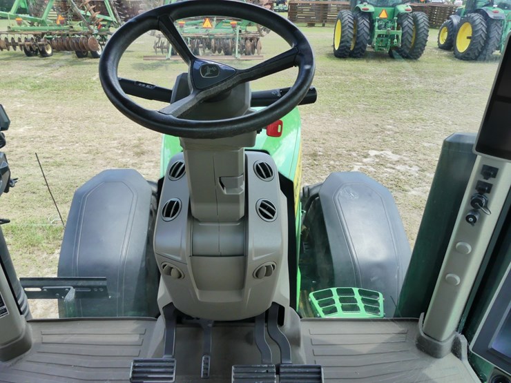 2020-john-deere-7r-210-image-16