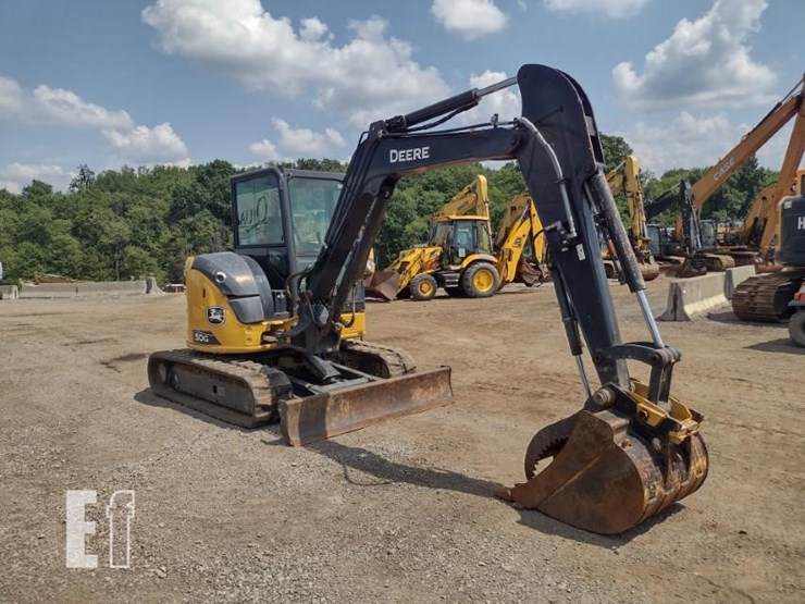 2022-deere-50g-image-48
