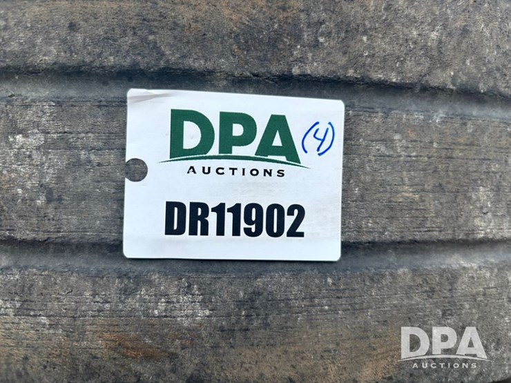 implement-tires-(dr11902)-image-10
