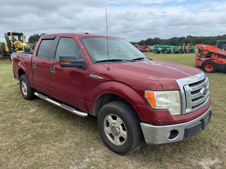 2010-ford-f150-xlt-image-4