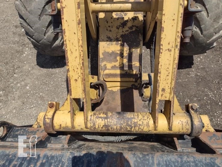 2007-caterpillar-906-image-16