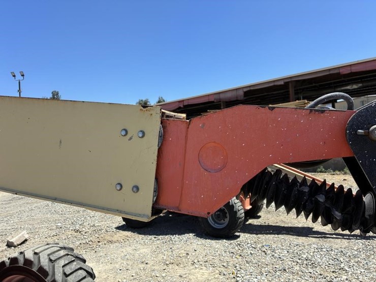 2013-jlg-600aj-image-5