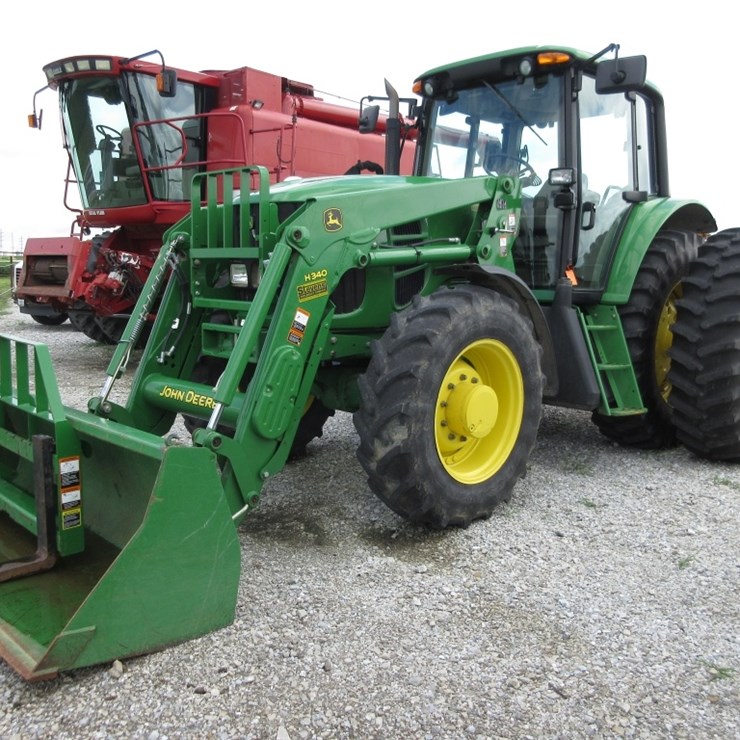 JOHN DEERE 7130