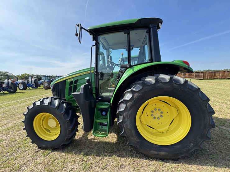 john-deere-6110m-image-10