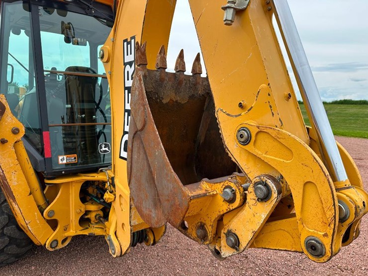 2006-deere-310sg-image-32
