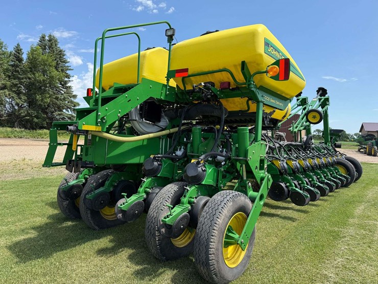 2014-john-deere-1770nt-image-5
