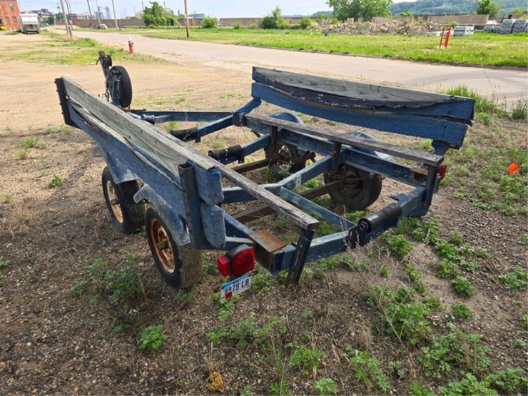 #2606-•-shoreline-tandem-axle-boat-trailer-image-2