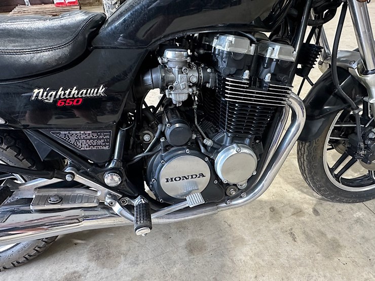 1984-honda-nighthawk-650-image-12