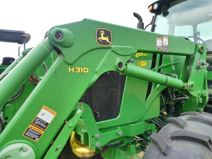 2015-john-deere-6115d-image-8