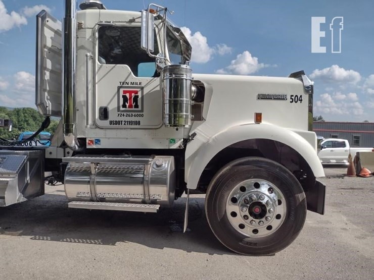 2006-kenworth-w900-image-31