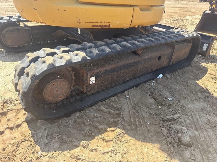 2011-caterpillar-303.5d-cr-image-15