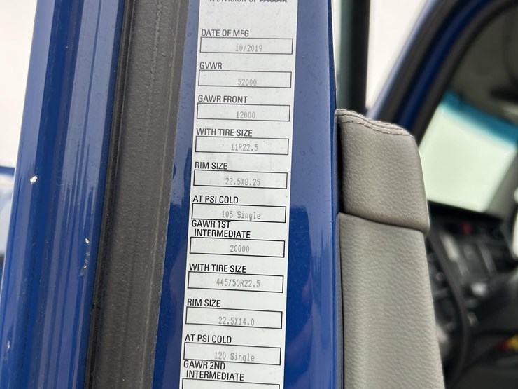 2020-kenworth-t680-image-17