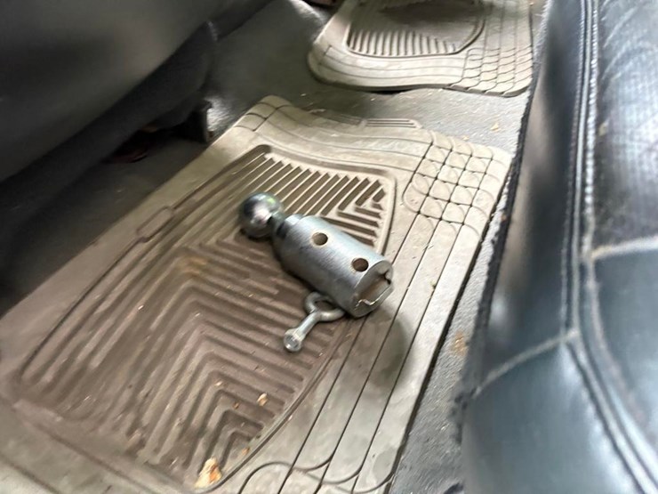 2002-ford-f350-image-18