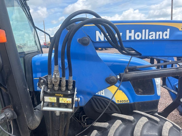 2013-new-holland-t4050-tractor-with-loader-image-15