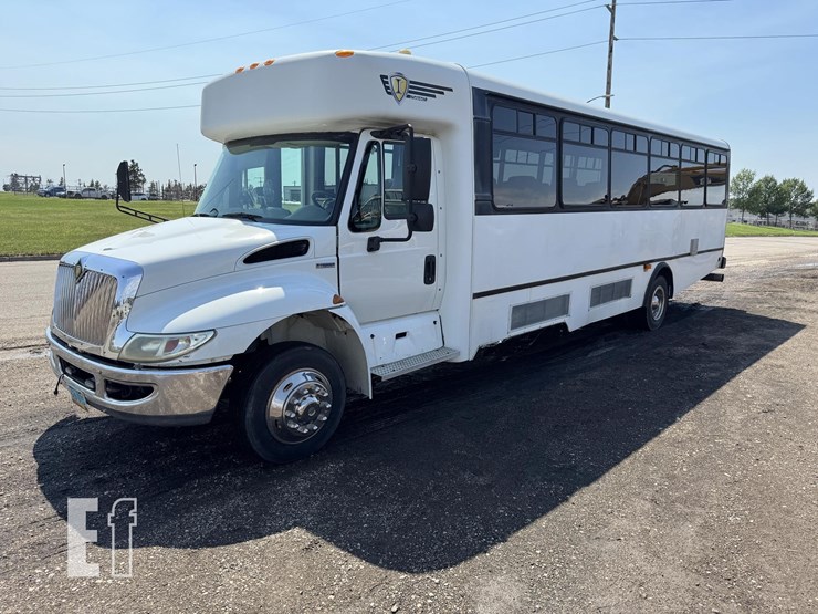 2008-international-bus-1049-image-1